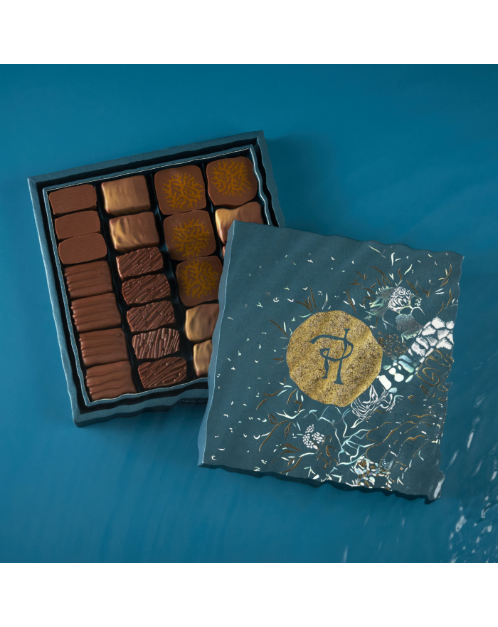Assortiment de bonbons de chocolat au chocolat au lait  Pierre Hermé Paris