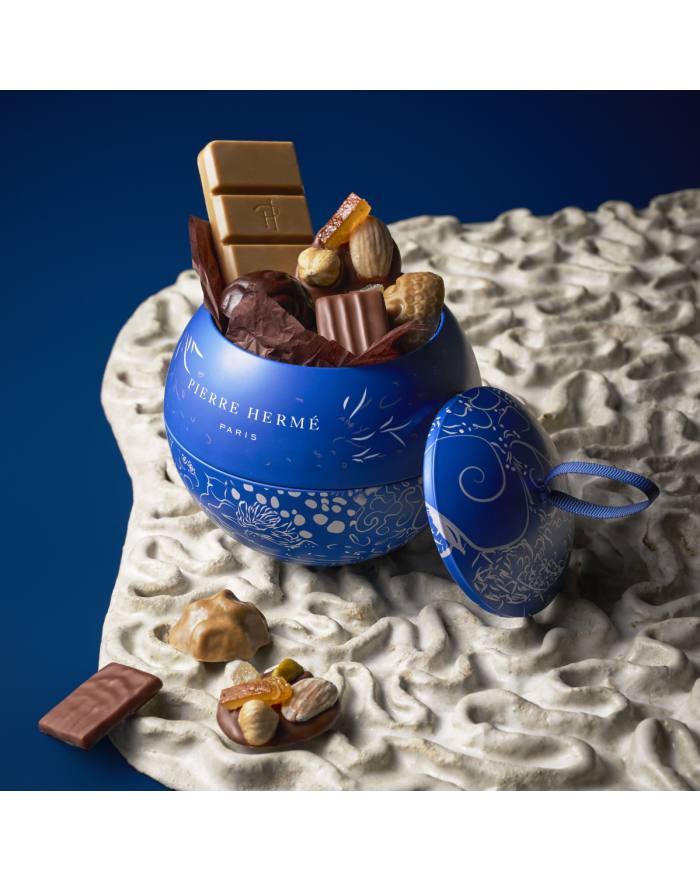 Boule de Noël Pierre Hermé Paris