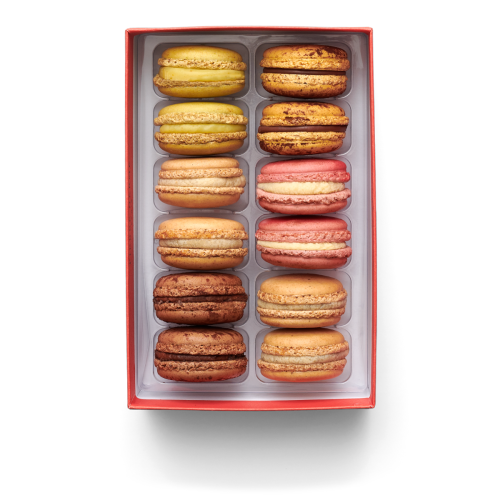Boîte de 12 macarons incontournables Pierre Hermé Paris