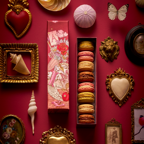 Coffret de 8 macarons Fête des Mères Pierre Hermé Paris