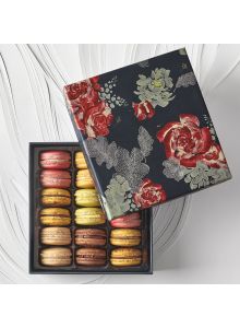 COFFRET DE 18 MACARONS - YUKIKO NORITAKE