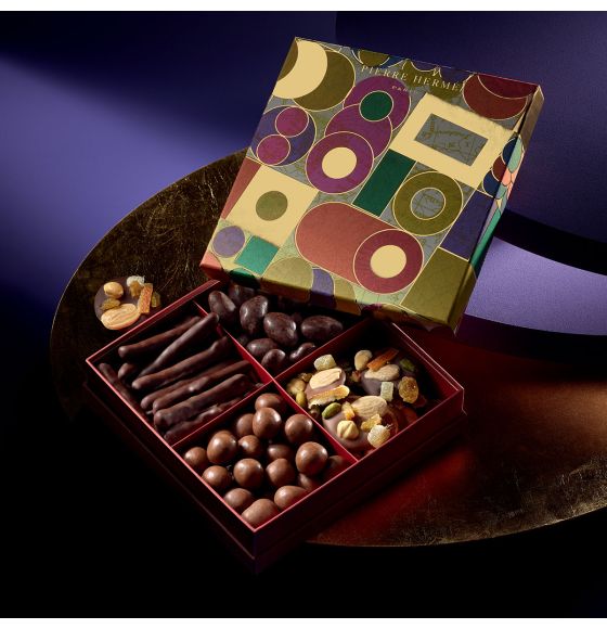 Coffret de chocolats amande,noisette & chocolat noir - Galeries Gourmandes