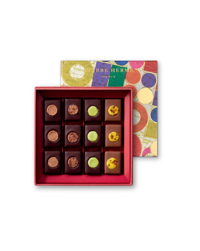 ASSORTIMENT DE 12 CHOCOLATS AU MACARON