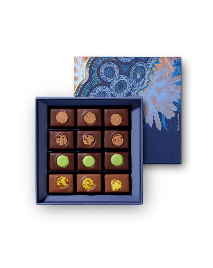 Assortiment de bonbons de chocolat au macaron | Pierre Hermé Paris