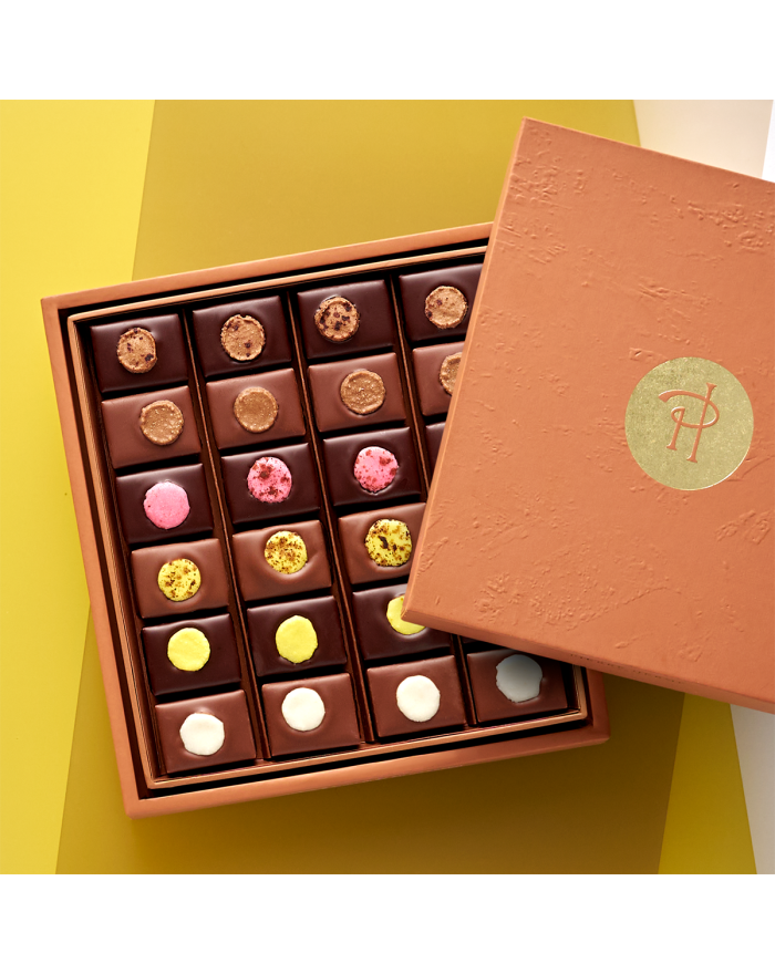 Assortiment de 20 chocolats au macarons | Pierre Hermé Paris 