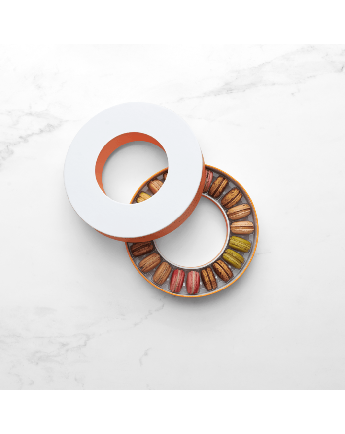 "Incontournables" 20 macarons Pierre Hermé Paris