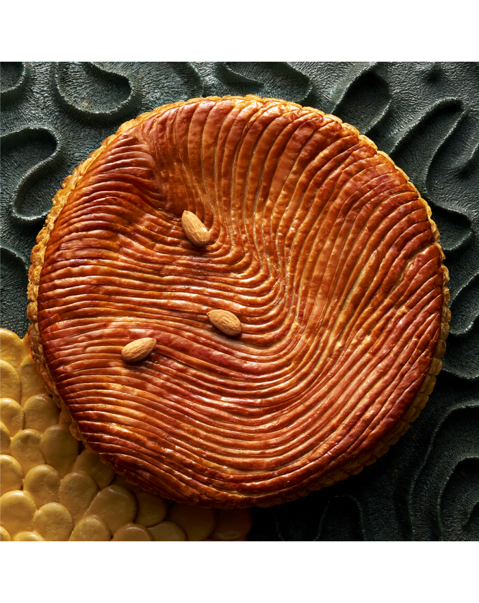 Galette Infiniment Amande Pierre Hermé Paris