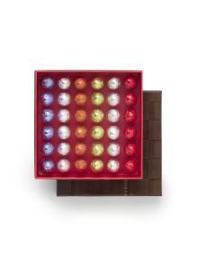 COFFRET PETITS OEUFS DÉGUSTATION ET PRALINÉ (36 œufs)