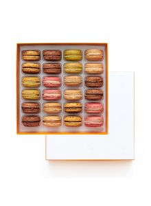 COLLECTION "DOLCE VITA" 24 MACARONS